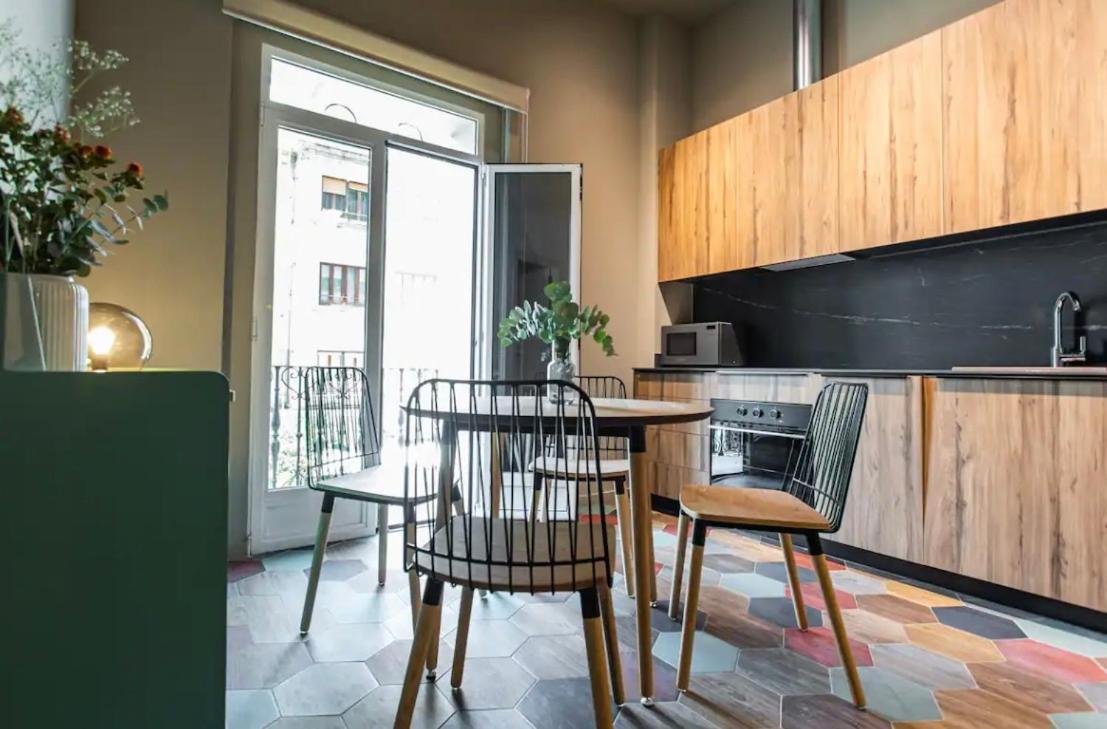 Apartament Reina Flats Valencia Playa El Cabanyal Zewnętrze zdjęcie