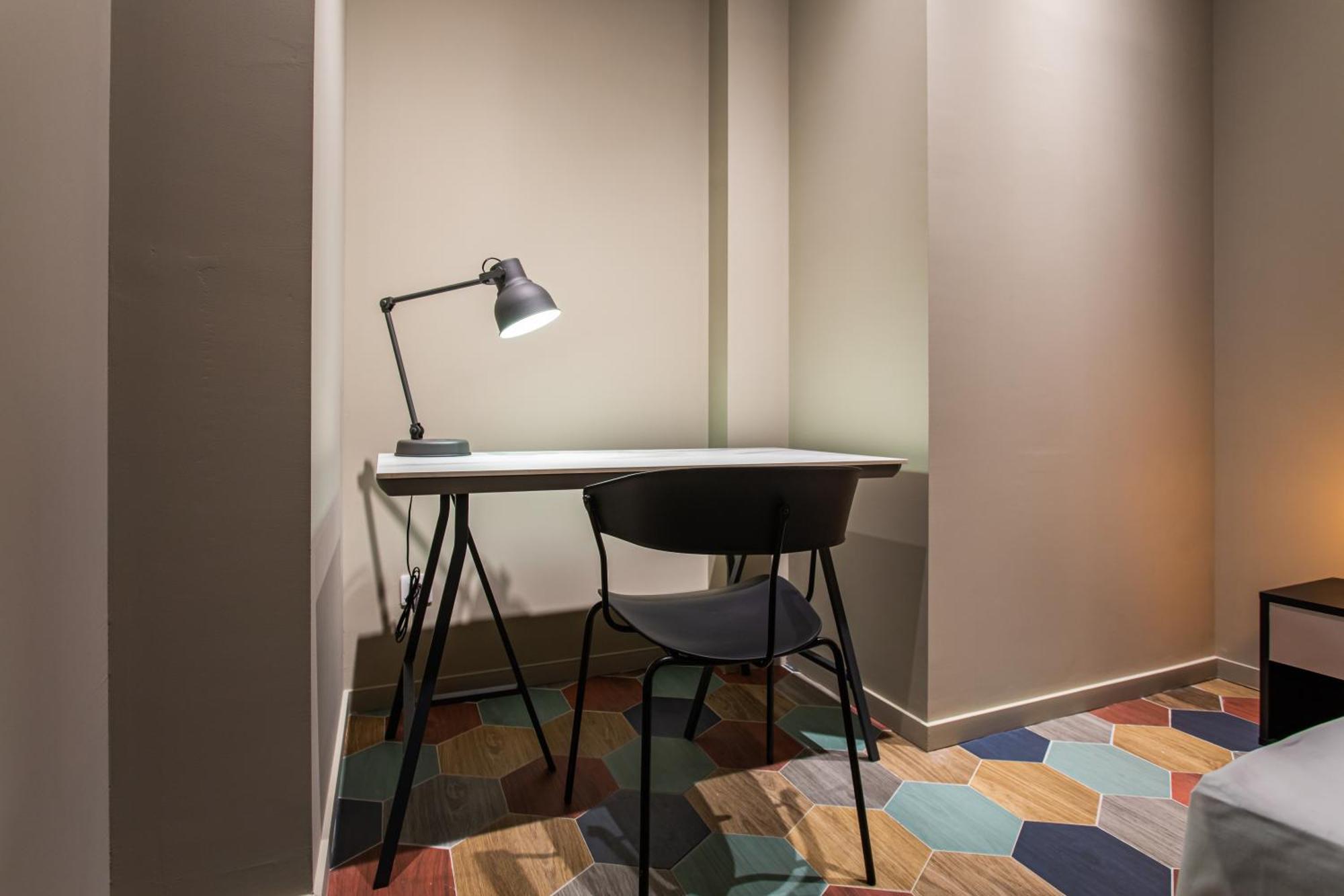 Apartament Reina Flats Valencia Playa El Cabanyal Zewnętrze zdjęcie