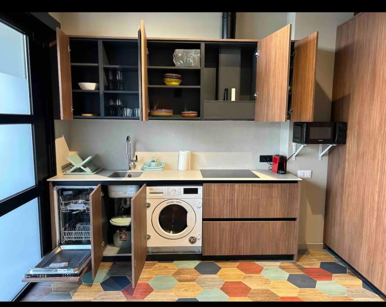 Apartament Reina Flats Valencia Playa El Cabanyal Zewnętrze zdjęcie